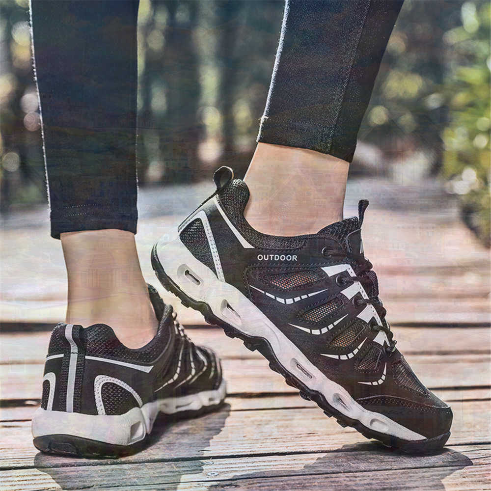 Sumer Round Tip Silver Sneaker - огляд і ціна Home Gym Old School